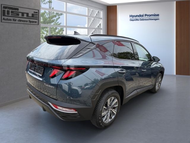 Fahrzeugabbildung Hyundai Tucson Select 2WD +KLIMA+NAVI+PDC+SHZ+TEMPOMAT+U