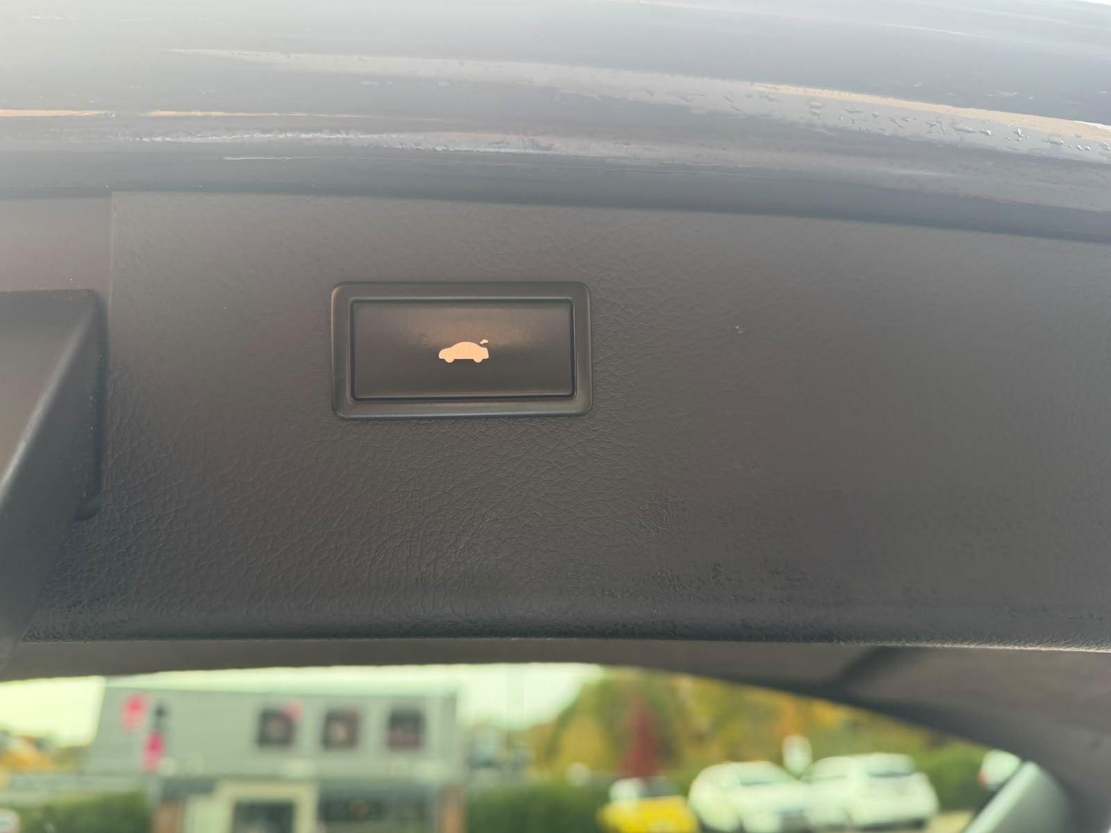 Audi A6 2010 — photo 10