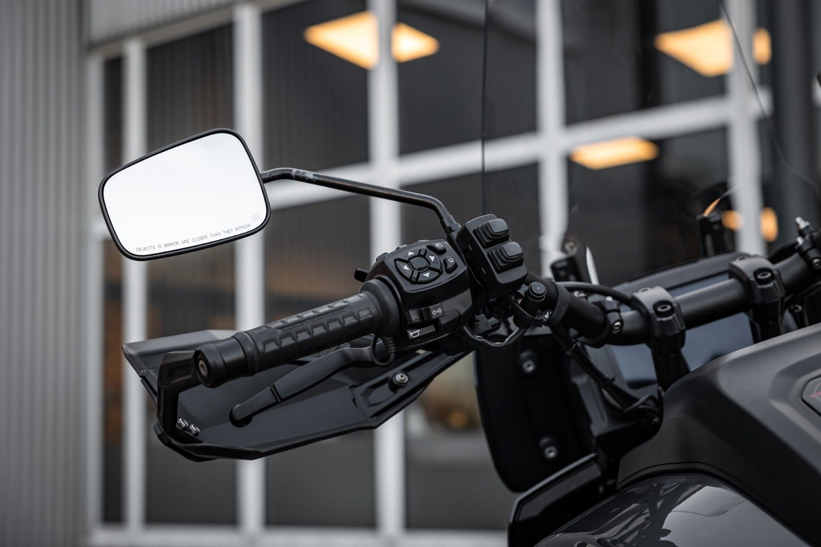 Fahrzeugabbildung Harley-Davidson RA1250S Pan America Special - JEKILL & HYDE -