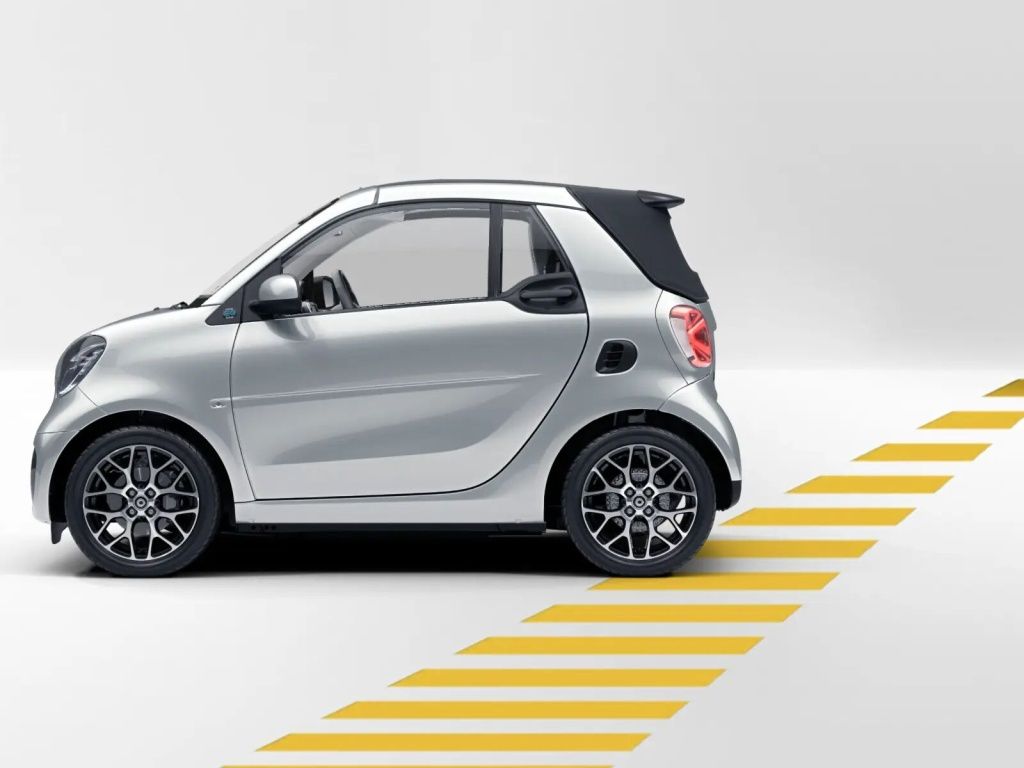 Smart EQ FORTWO PRIME KAMERA COOL&AUDIO SHZ TEMPOMAT imagem 3