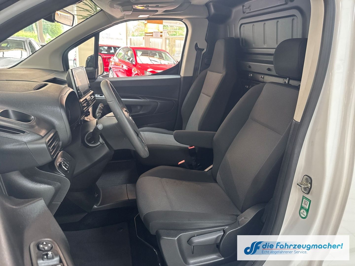 Fahrzeugabbildung Opel Combo E Cargo - e Edition XL LED Apple CarPlay A