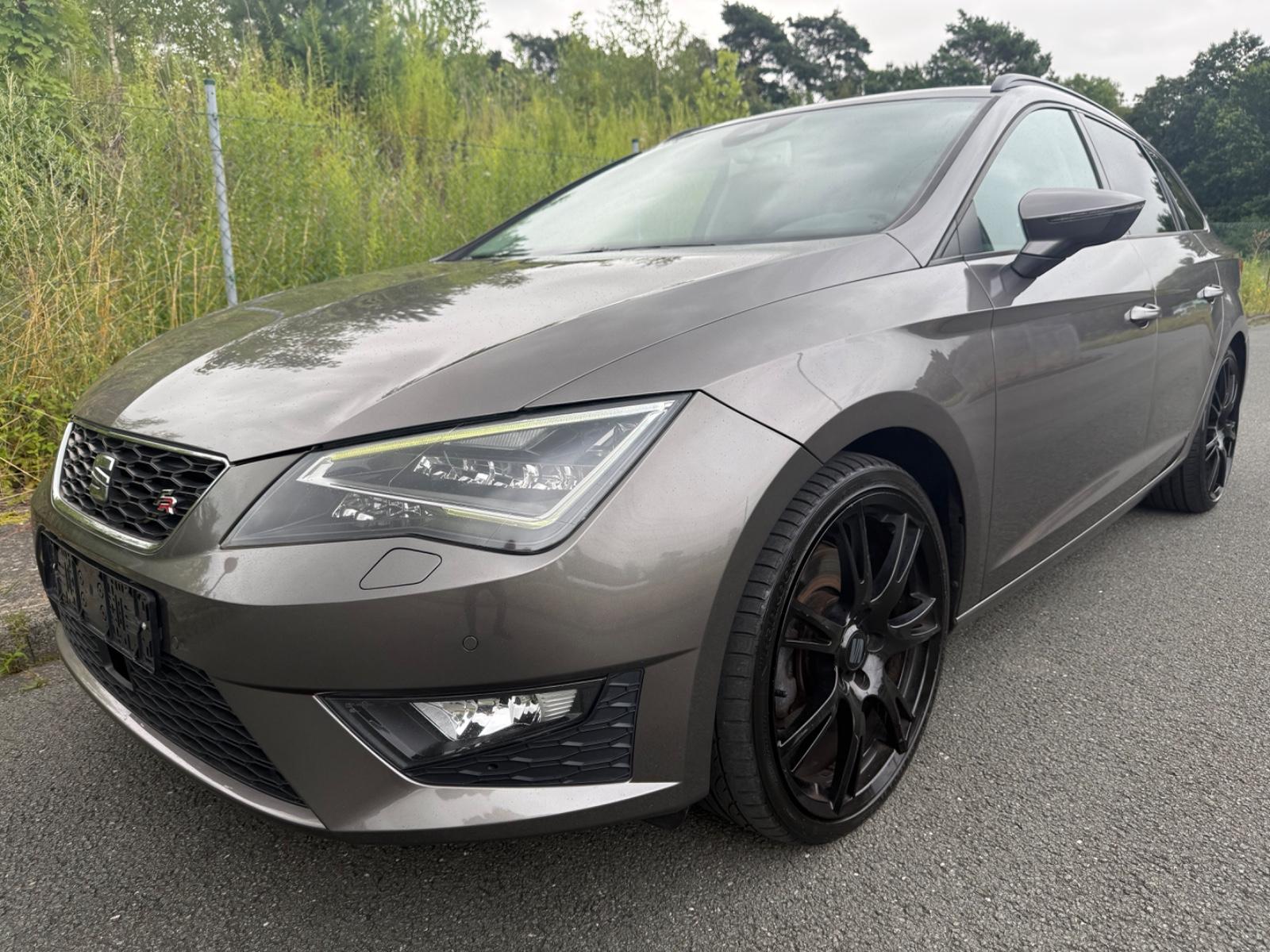 Seat Leon FR 2.0 TDI/Automatik/LED/Pano/Alcantara/Alu