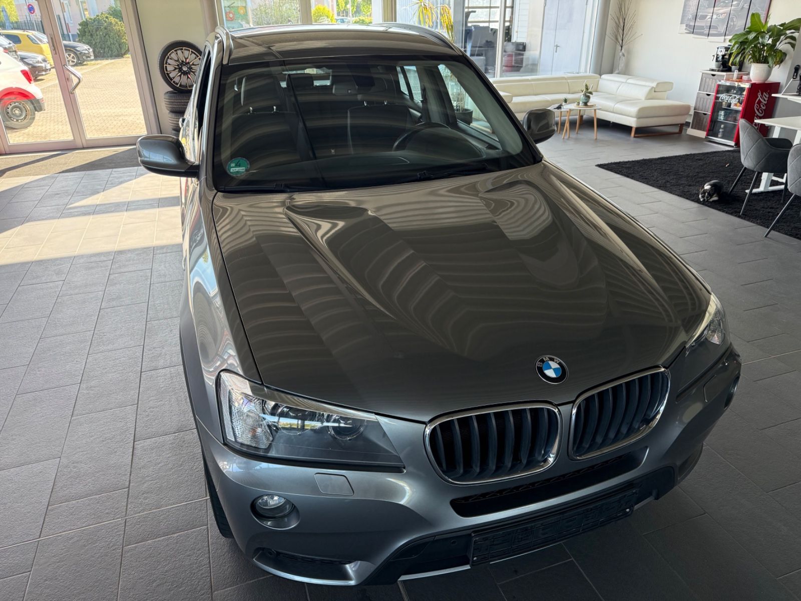 Fahrzeugabbildung BMW X3 xDrive 20d Aut. * Navi * Xenon * PDC * SHZ *