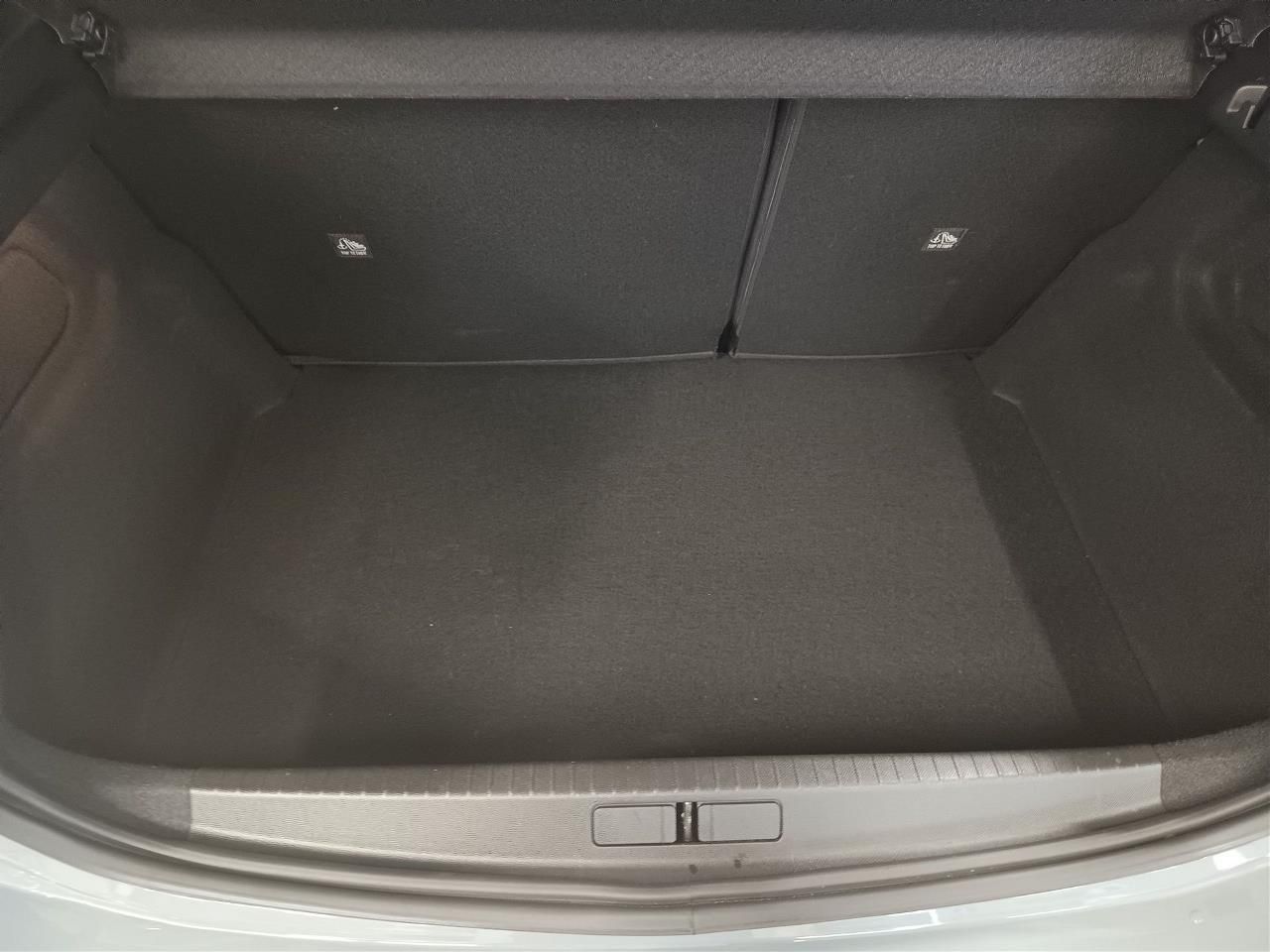 Fahrzeugabbildung Opel Corsa F 1.2 Turbo GS