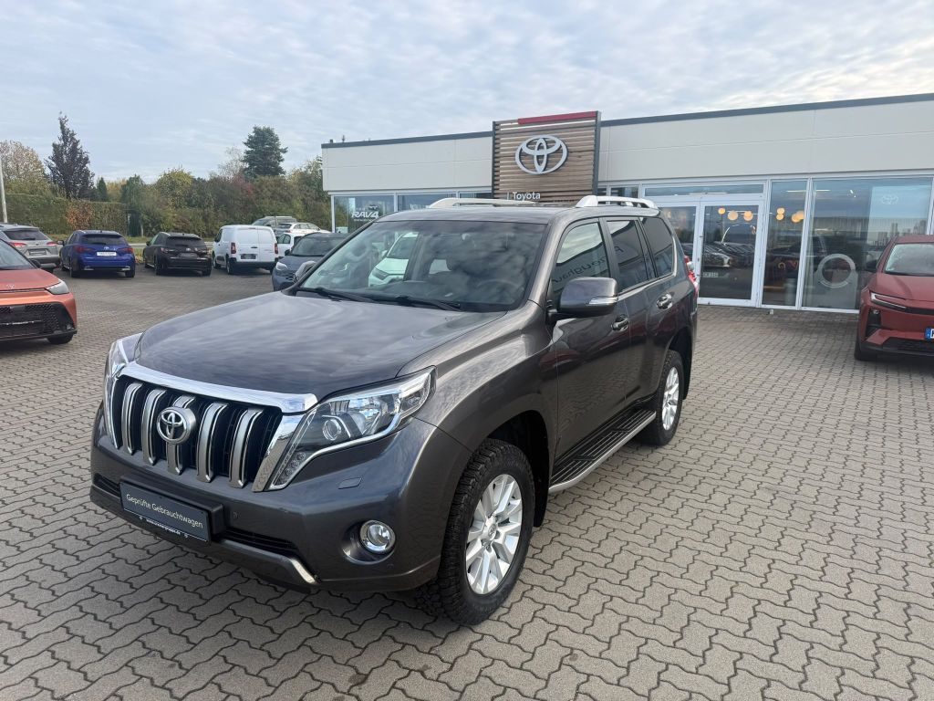 Image of Toyota Land Cruiser