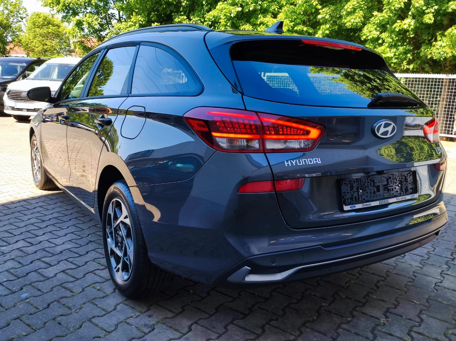 Hyundai i30 cw TrendLED.Navi.Kamera.PDC.SHZ.Lenkradh.