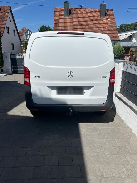 Image of Mercedes-Benz Vito