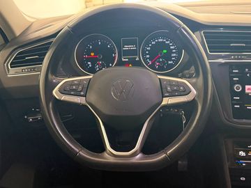 Volkswagen Tiguan - 12