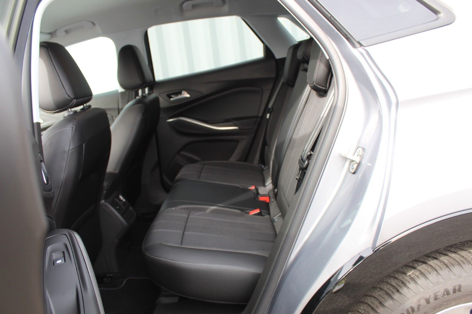 Fahrzeugabbildung Opel Grandland GS Automatik*Navi*Kamera*Sitzh.