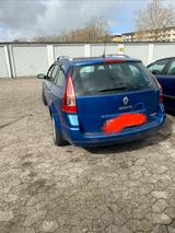 Renault renault megane 2 1.9 dci 131 ps  1650000km - Renault Megane mit Diesel-Antrieb: Kombi, 1.9