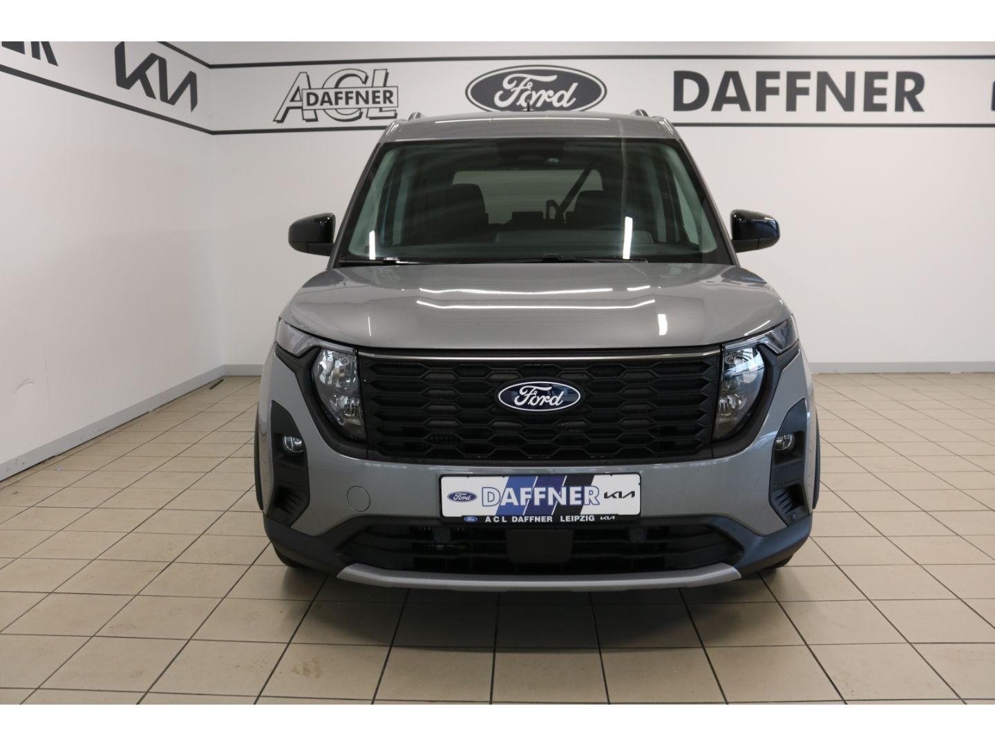 Fahrzeugabbildung Ford Tourneo Courier Active Navi ACC DAB SHZ LenkradH