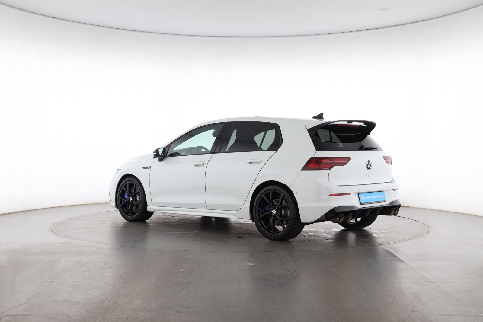 Volkswagen Golf VIII R 2.0 TSI DSG 4MOTION NAVI PANO foto 4