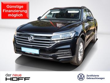 Volkswagen Touareg - 1