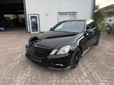 Mercedes-Benz E 350 CGI AVANTGARDE AMG-Line Black Edition - gebrauchte Mercedes-Benz E 350 aus dem Jahr 2011