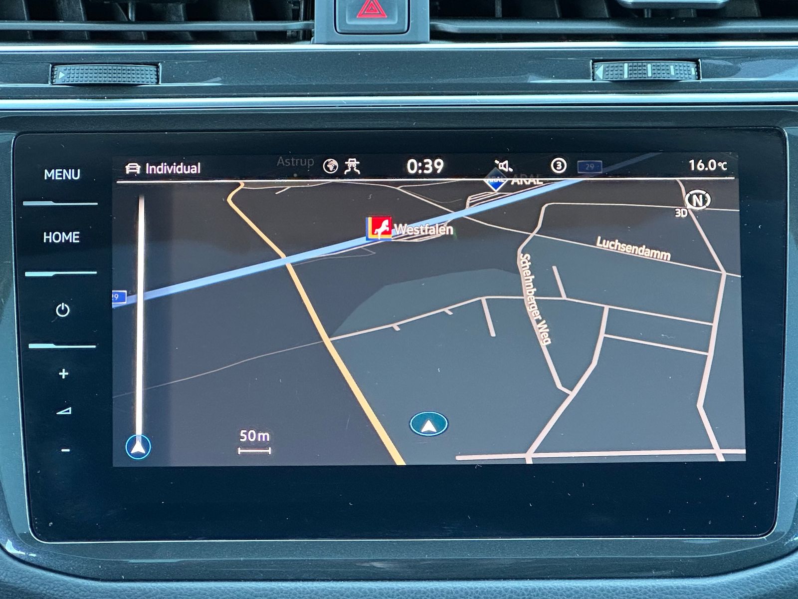 Fahrzeugabbildung Volkswagen Tiguan 2.0 TDI DSG 4Motion Life NAV+IQ-LIGHT