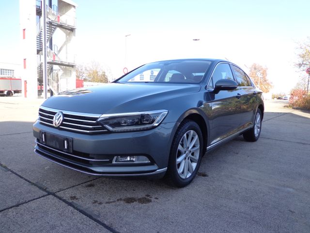 Volkswagen Passat Lim. Highline BMT/Start-Stopp