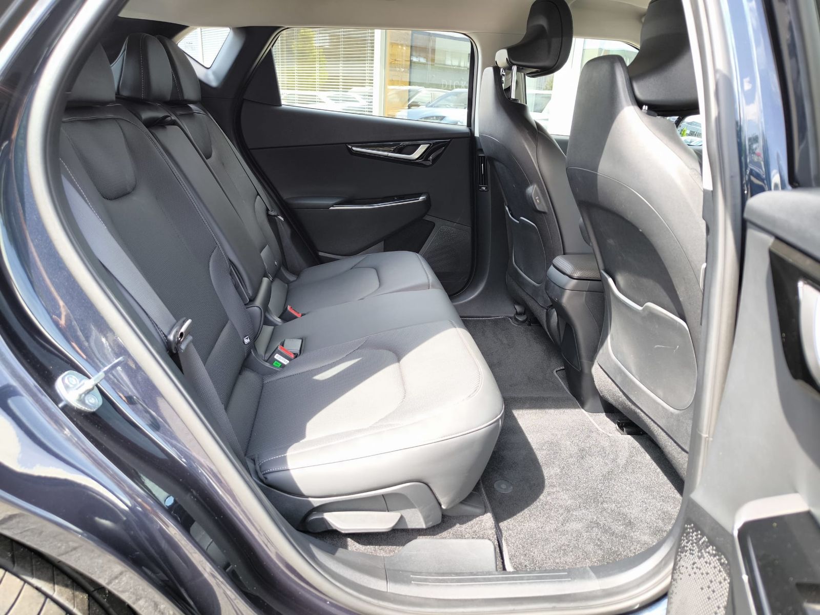 Fahrzeugabbildung Kia EV6 2WD NAVI+LED+SHZ+KAMERA+DAB+ACC+19"