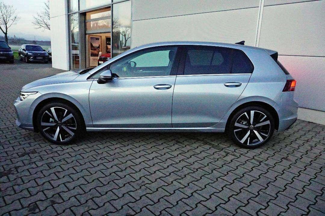 Volkswagen Golf Style 1,5 l TSI 7-Gang-DSG Navi,ACC,LED,RFK