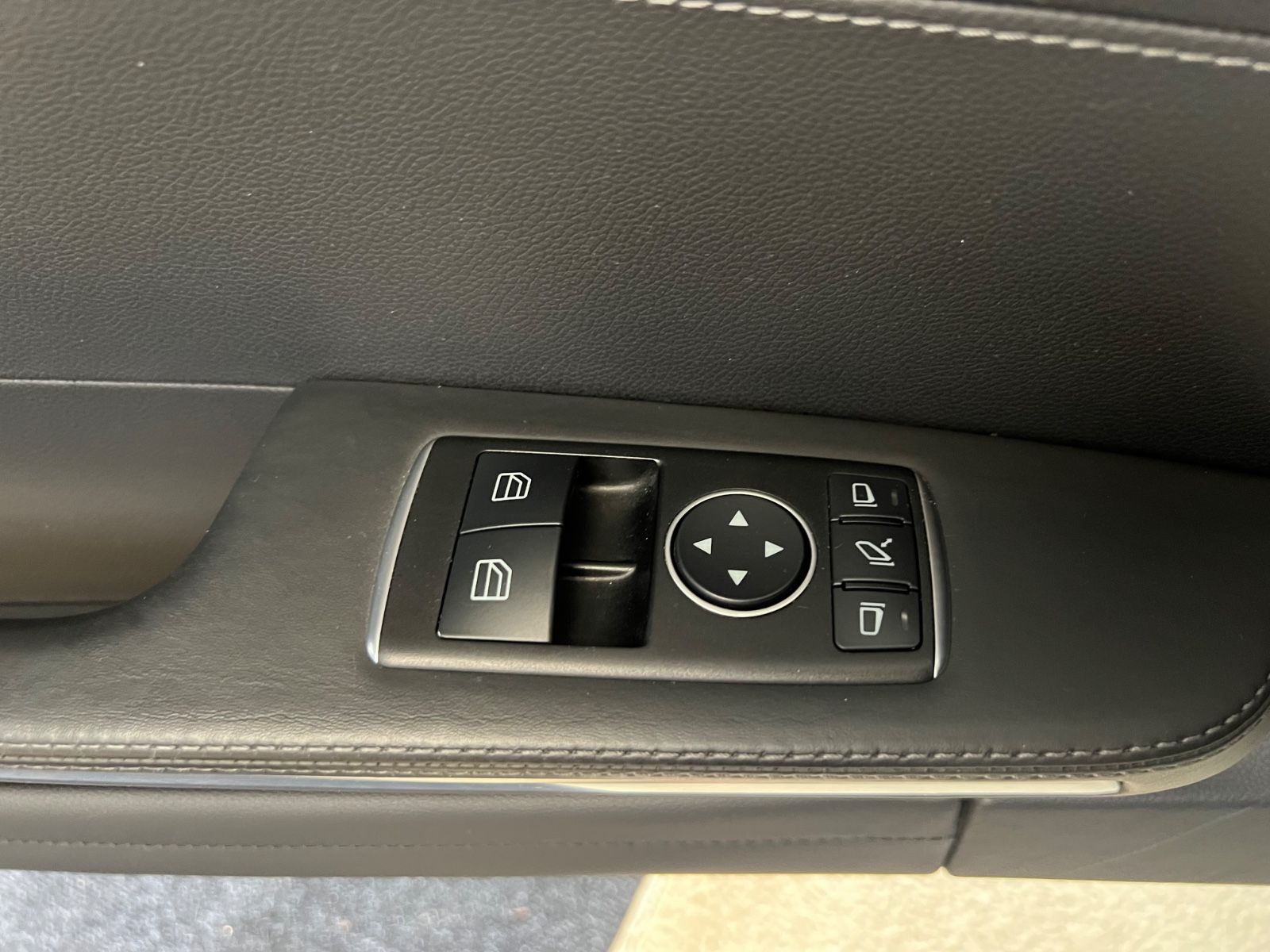 Fahrzeugabbildung Mercedes-Benz AMG GT Coupe * DIAMANTWEIß *NIGHTP*PANO*PERFORM*