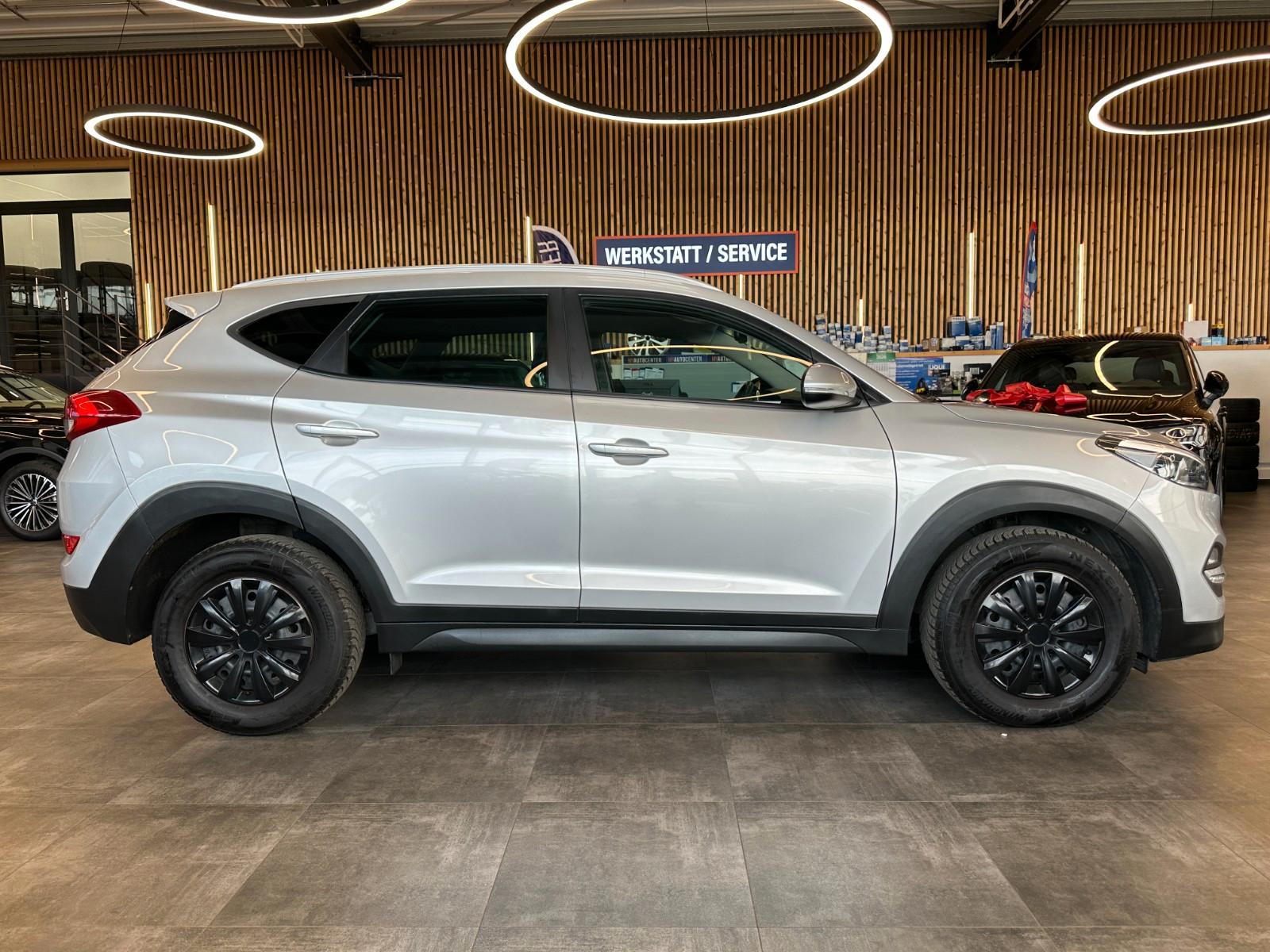 Hyundai Tucson Intro Edition 4WD *NAVI*TEMPOMAT*KLIMA*
