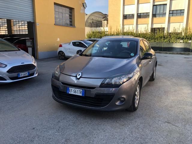 Renault RENAULT Megane Mégane 1.5 dCi 110CV Attractive