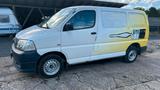 Toyota Hiace D-4D 2.5L Kastenwagen - Toyota Hiace mit Diesel-Antrieb