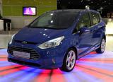 Ford B-Max Individual*KLIMAAUT*LEDER*PDC*SHZ*PANO*MFL - Ford B-Max mit Benzin-Antrieb