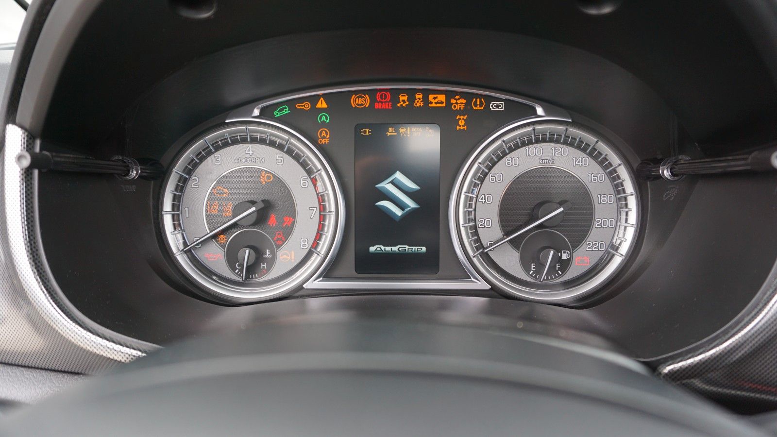 Fahrzeugabbildung Suzuki Vitara 1.4 Mild-Hybrid Comfort+ 4x4, Navi, LED