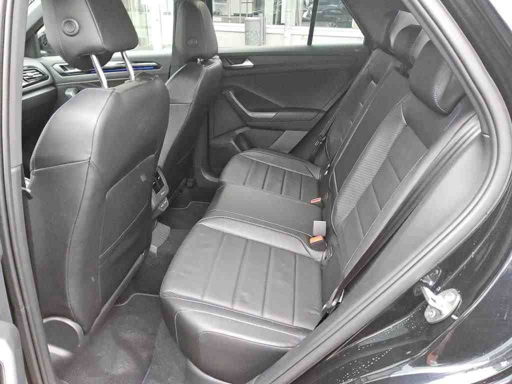 Volkswagen T-Roc - Bild 5
