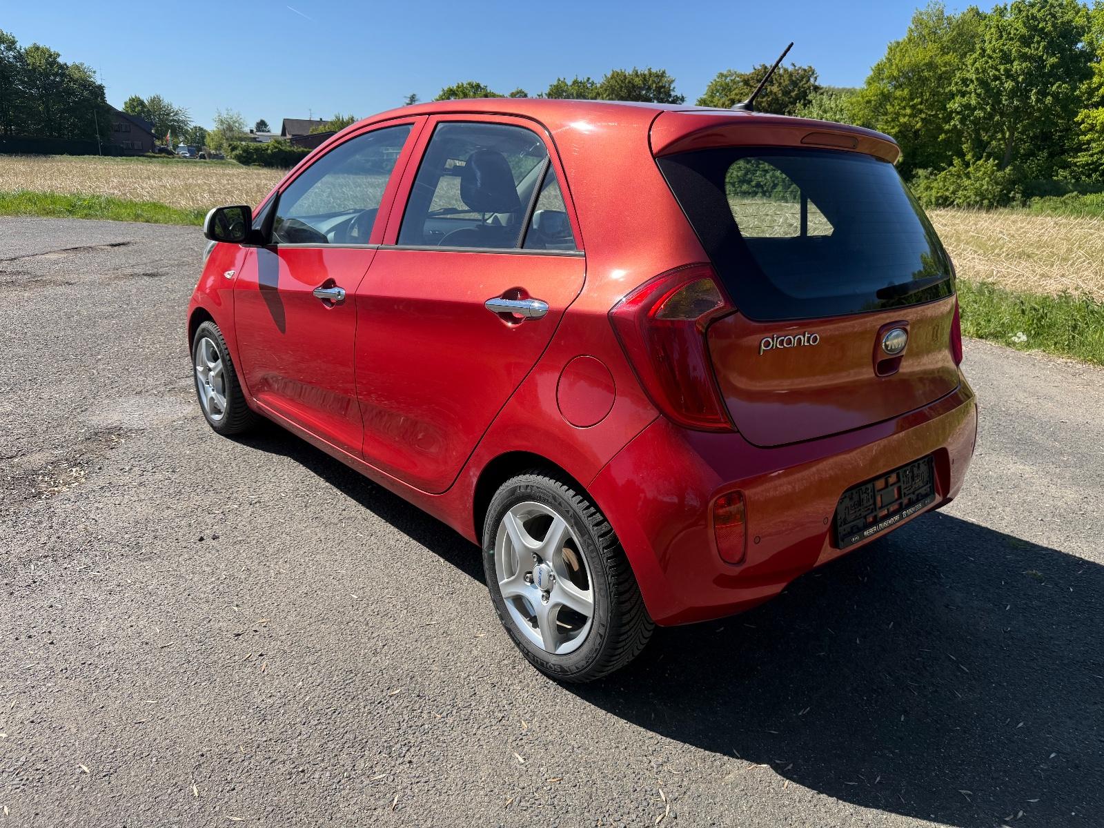Kia Picanto 1.2 FIFA World Cup Edition