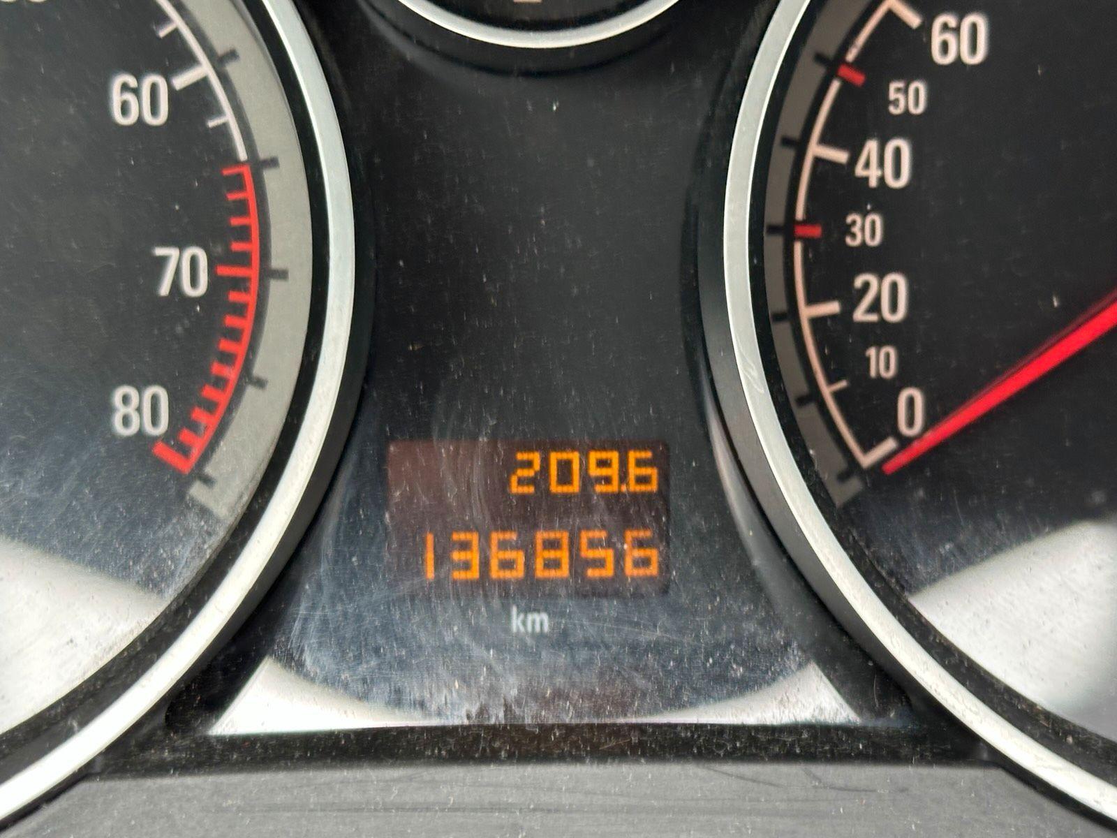 Opel Astra 2006 — photo 14