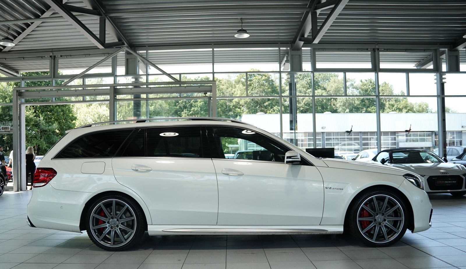 Mercedes Benz E 63 Amg