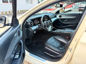 Mercedes E 200 - 5