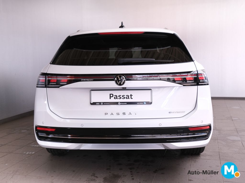 Volkswagen Passat eHybrid DSG Elegance AHK Pano foto 5