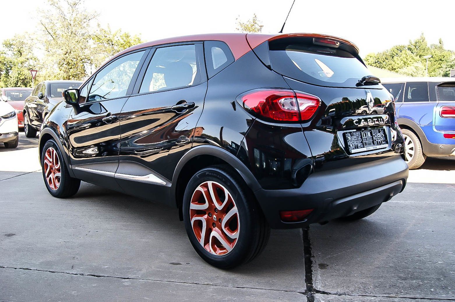 Fahrzeugabbildung Renault Captur Dynamique 1.2 DSG NAVI STANDHEIZUNG 49Tkm