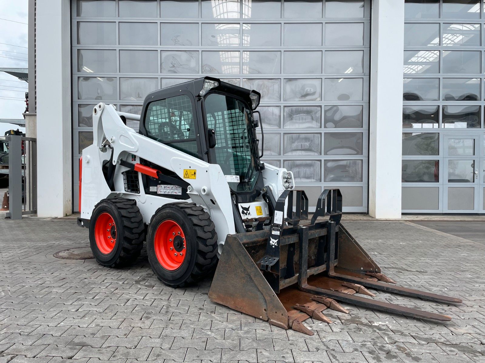 Fahrzeugabbildung Bobcat S530 / nur 217h !! / Gabel / Schaufel