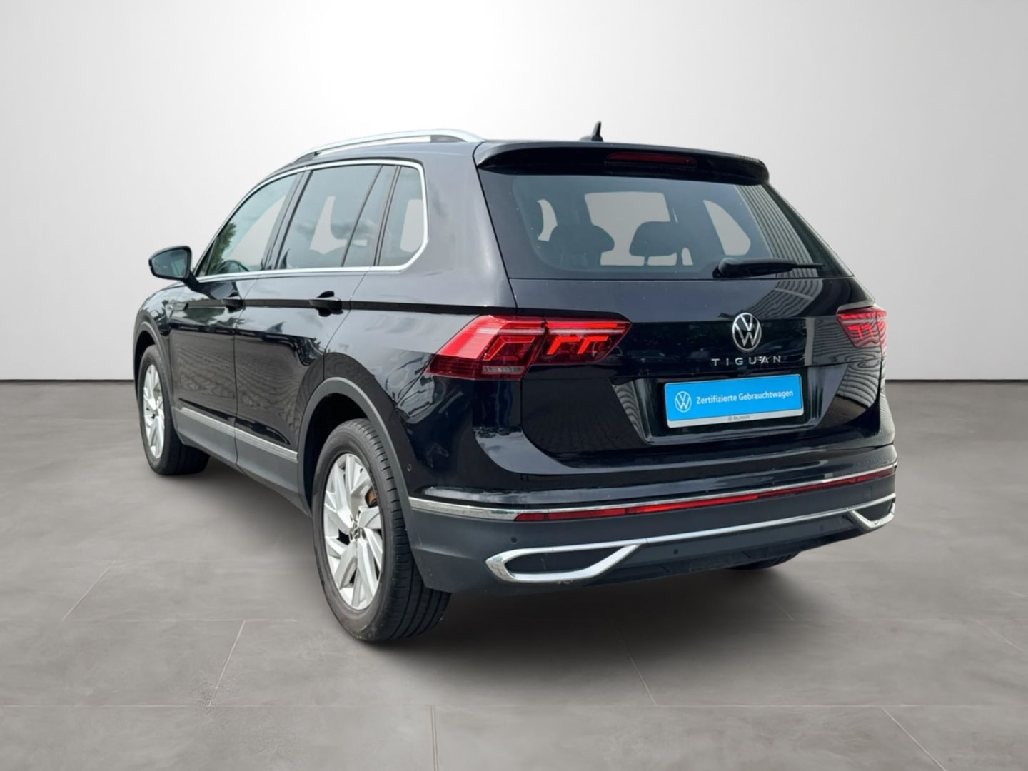 Tiguan 2.0 TDI DSG Elegance *NAVI*MATRIX*PANO*
