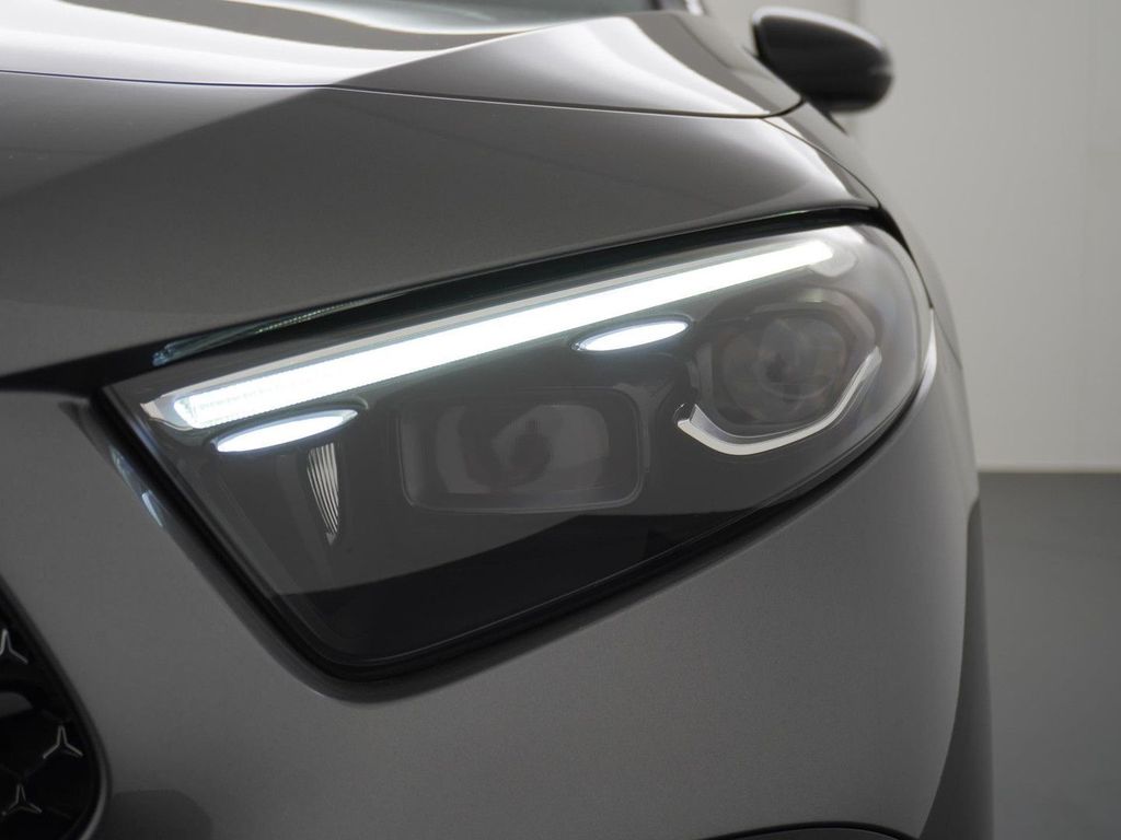 Mercedes-Benz A 180 Star Edition AMG Line | Panorama - Schiebe