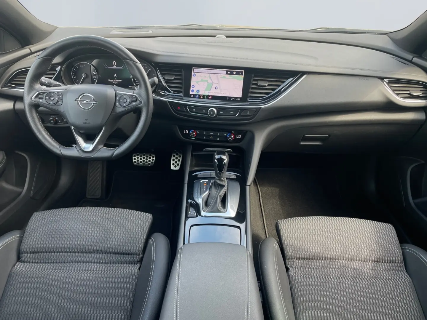 Opel Insignia GrandSport 1.5T INNOVATION *LED*Navi*SH
