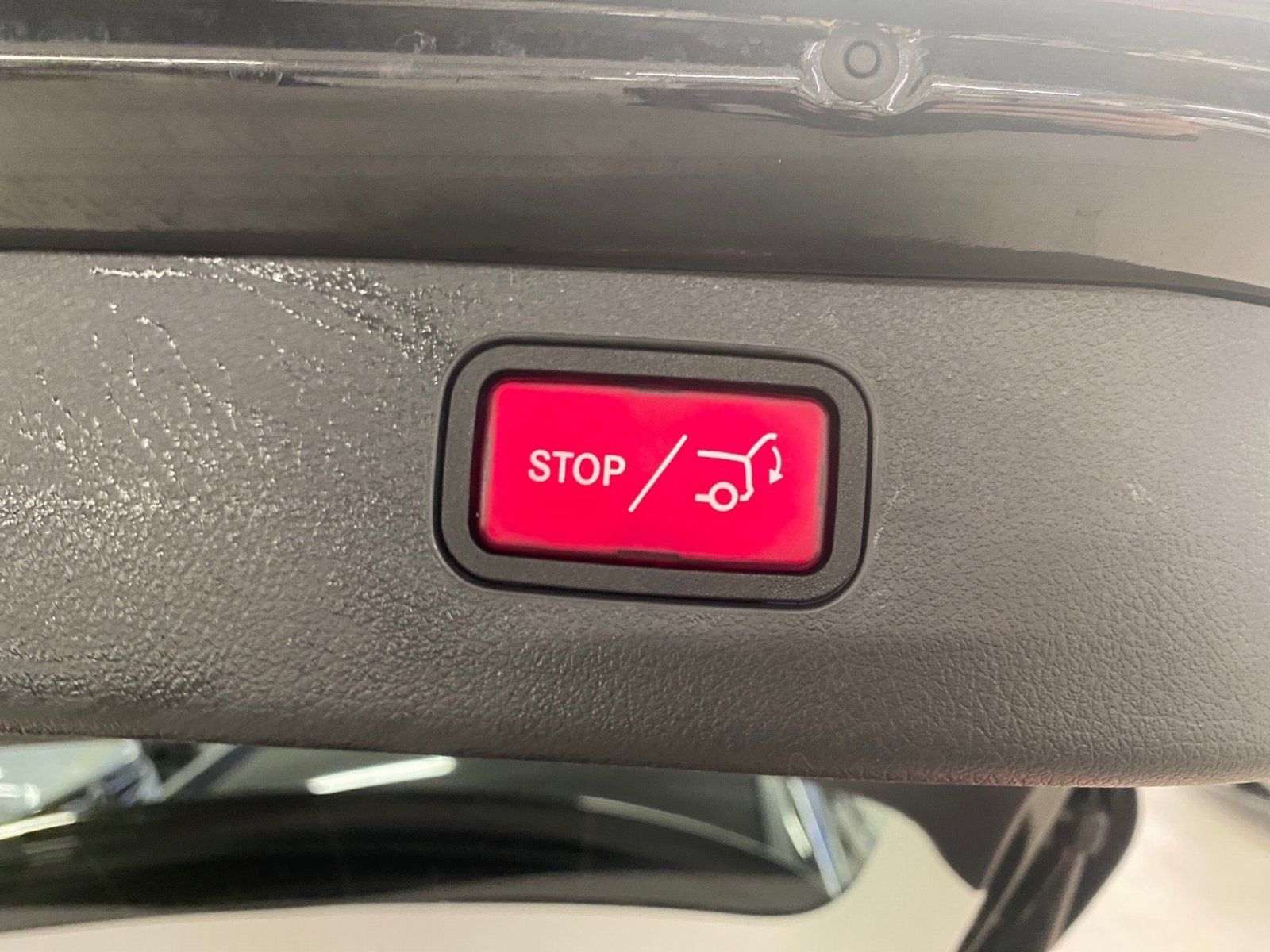 Fahrzeugabbildung Mercedes-Benz C 200 T AMG*Pano*AHK*Night*Totwink*Memo*LED*Kam*