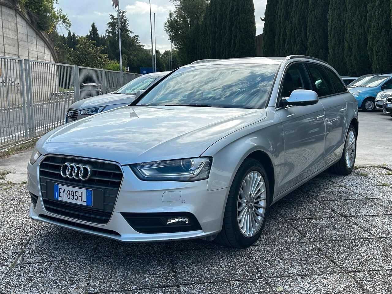 Audi A4 - 1
