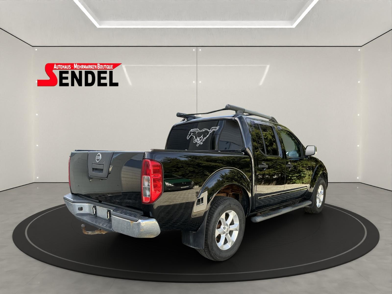 Nissan Navara Double Cab LE 4x4 | 171 ch | BVA | Cuir | Toit ouvrant | Sièges chauffants électriques | Attelage