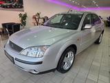 Ford Mondeo 2.0 Ambiente Sitzheizung Klima - Ford Mondeo aus 2002: 2.0