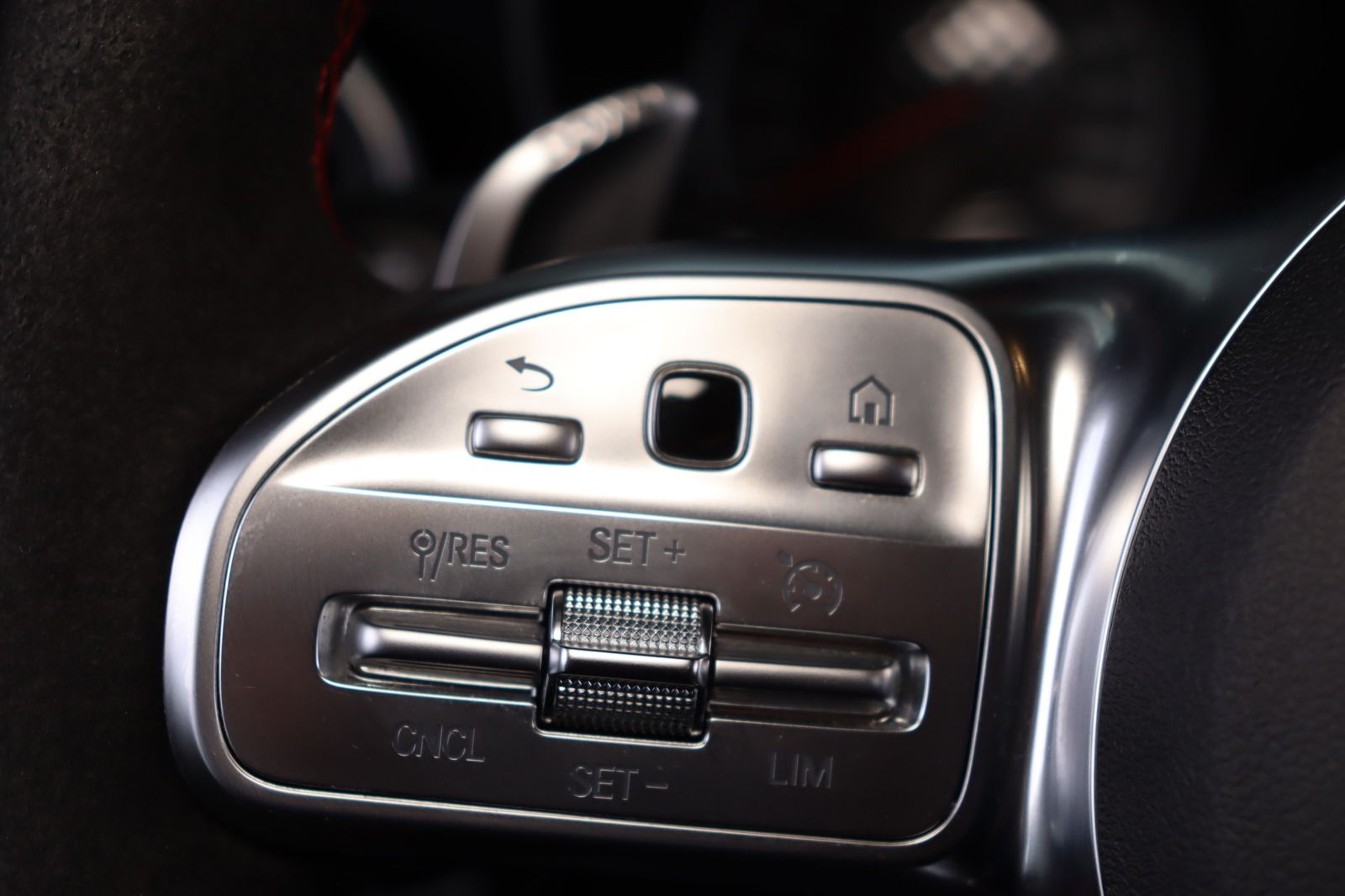 Fahrzeugabbildung Mercedes-Benz C 43 AMG 4Matic * Pano * LED * Parkassist.