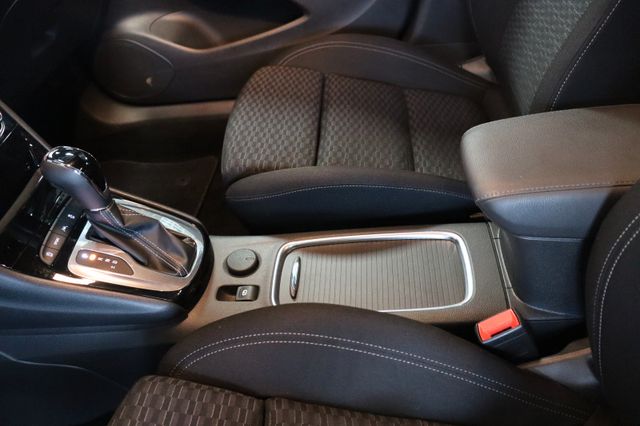 Fahrzeugabbildung Opel Astra K Autm.|Navi|Kam|Xen| Benz.Pumpe defk.