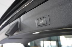 Fahrzeugabbildung Audi A6 Avant 40 TDI S-LINE SPORT NAVI/LED/KAMERA/ACC