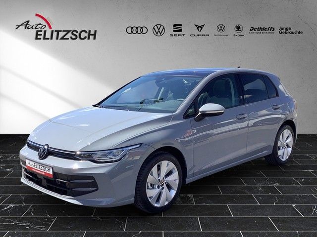Fahrzeugabbildung Volkswagen Golf VIII TSI Life PANO AHK ACC Navi