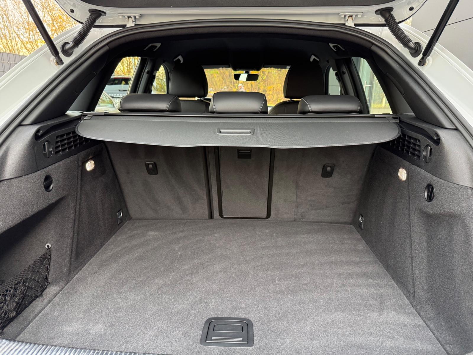 Audi Q3 sport quattro S-Line Sport S-tronic