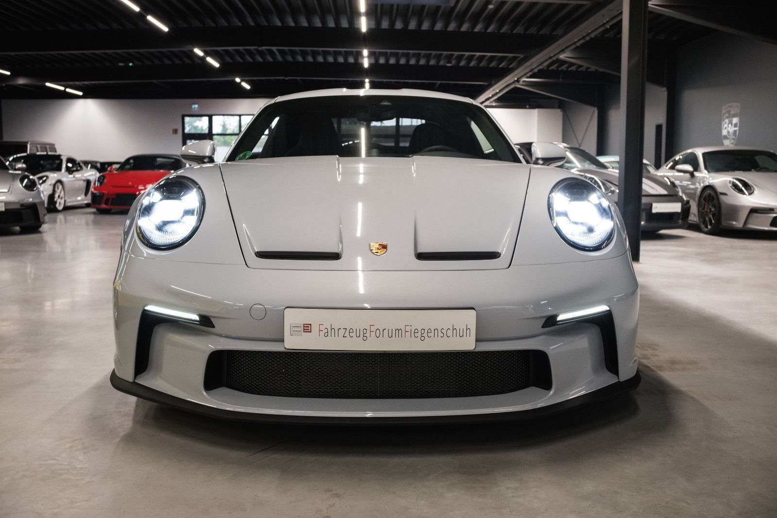 Fahrzeugabbildung Porsche 992/911 S/T - Lift - 90Ltr.Tank - BOSE - RKamera