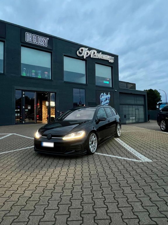 Image of Volkswagen Golf